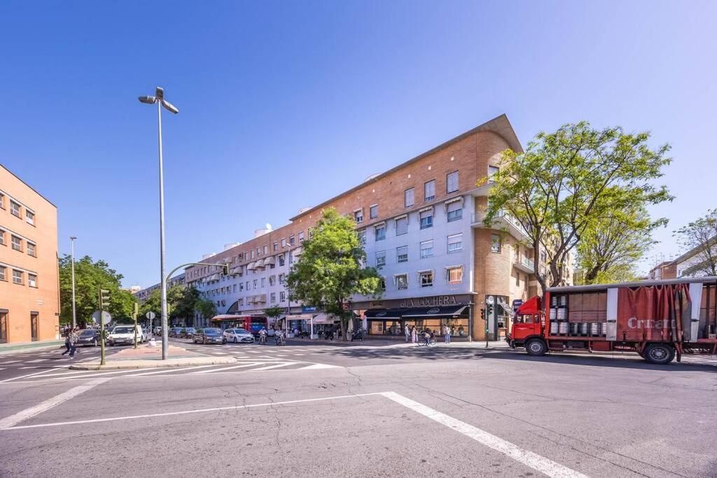 Apartamento Ronda De Triana 45 Sevilla Eksteriør billede