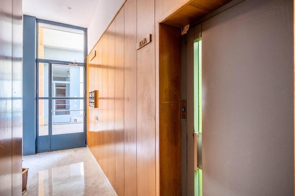 Apartamento Ronda De Triana 45 Sevilla Eksteriør billede