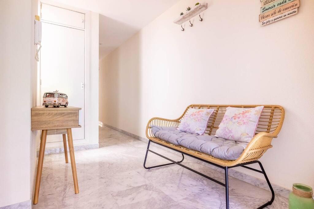 Apartamento Ronda De Triana 45 Sevilla Eksteriør billede